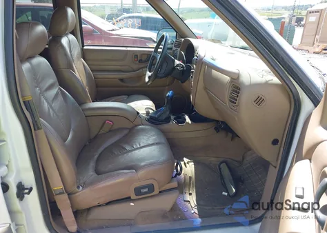 1998 GMC Jimmy Slt z USA, uszkodzony, nr VIN 1GKDT13W5W2525944